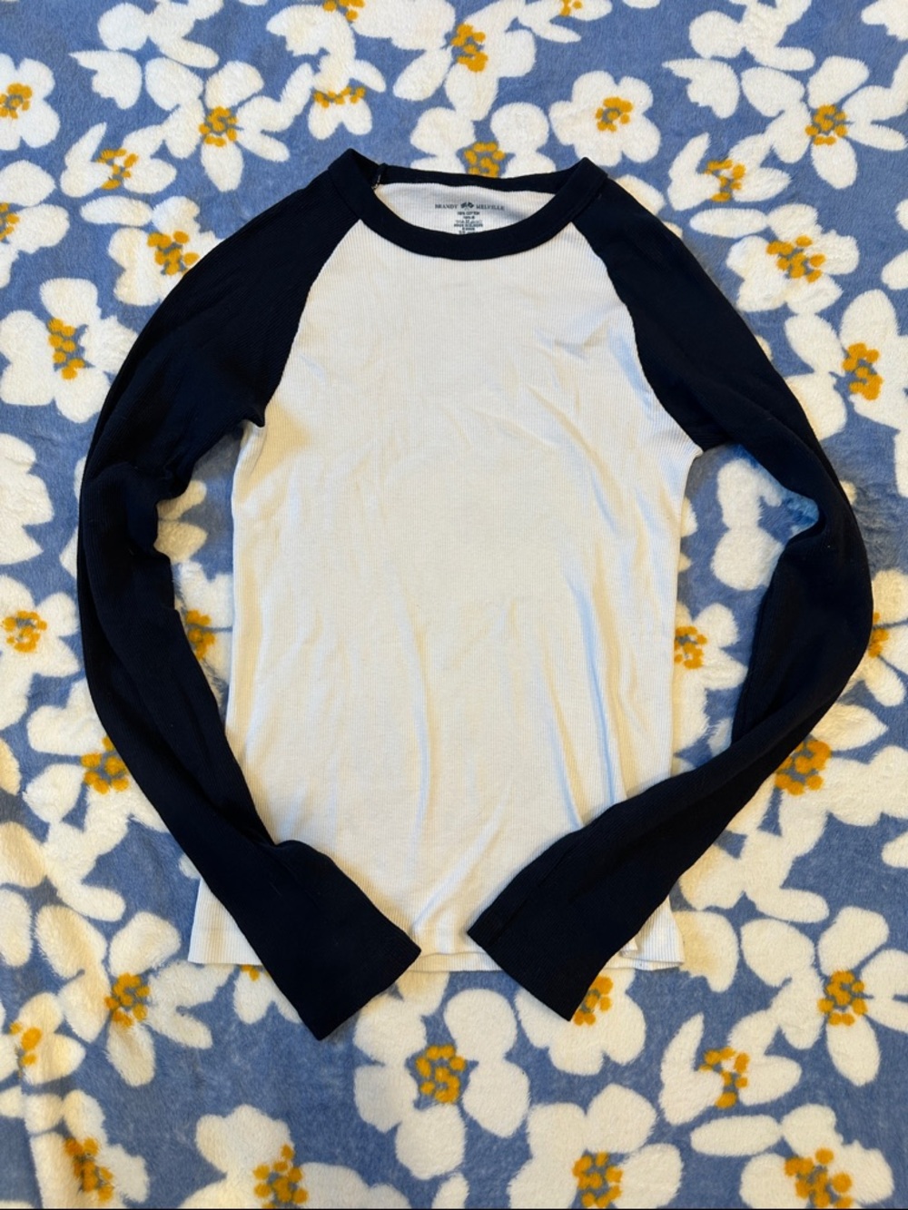 Brandy Melville Navy and White Long Sleeve Raglan Tee